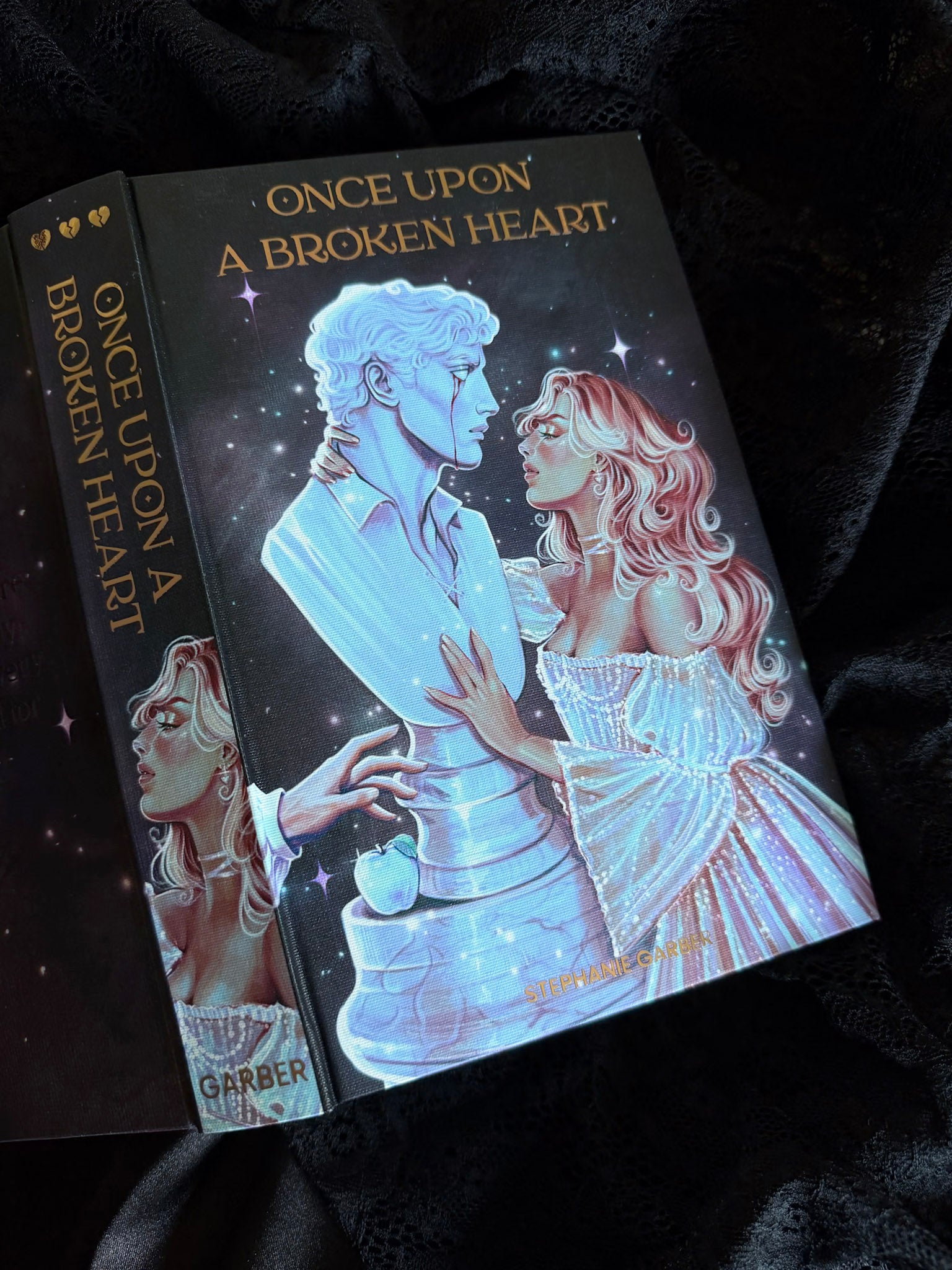 Once Upon a Broken Heart by Stephanie Garber ft art from Moony Draws
