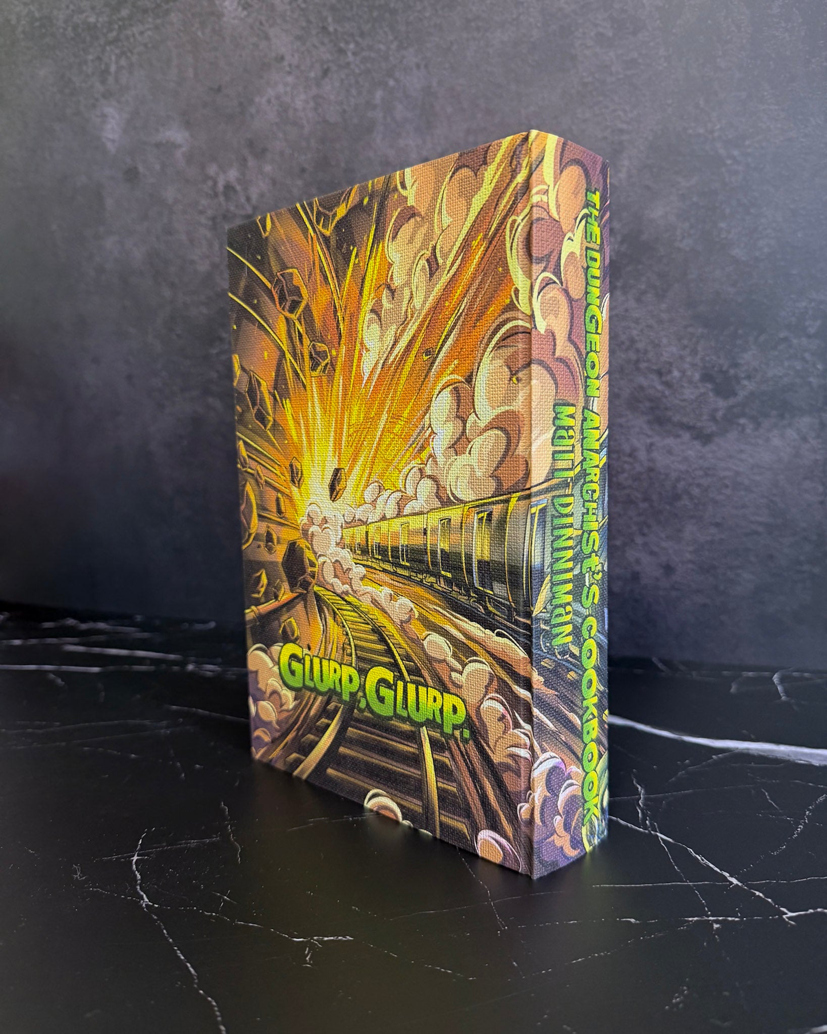 PRE-ORDER: Dungeon Crawler Carl by Matt Dinniman ft art by Duarduart