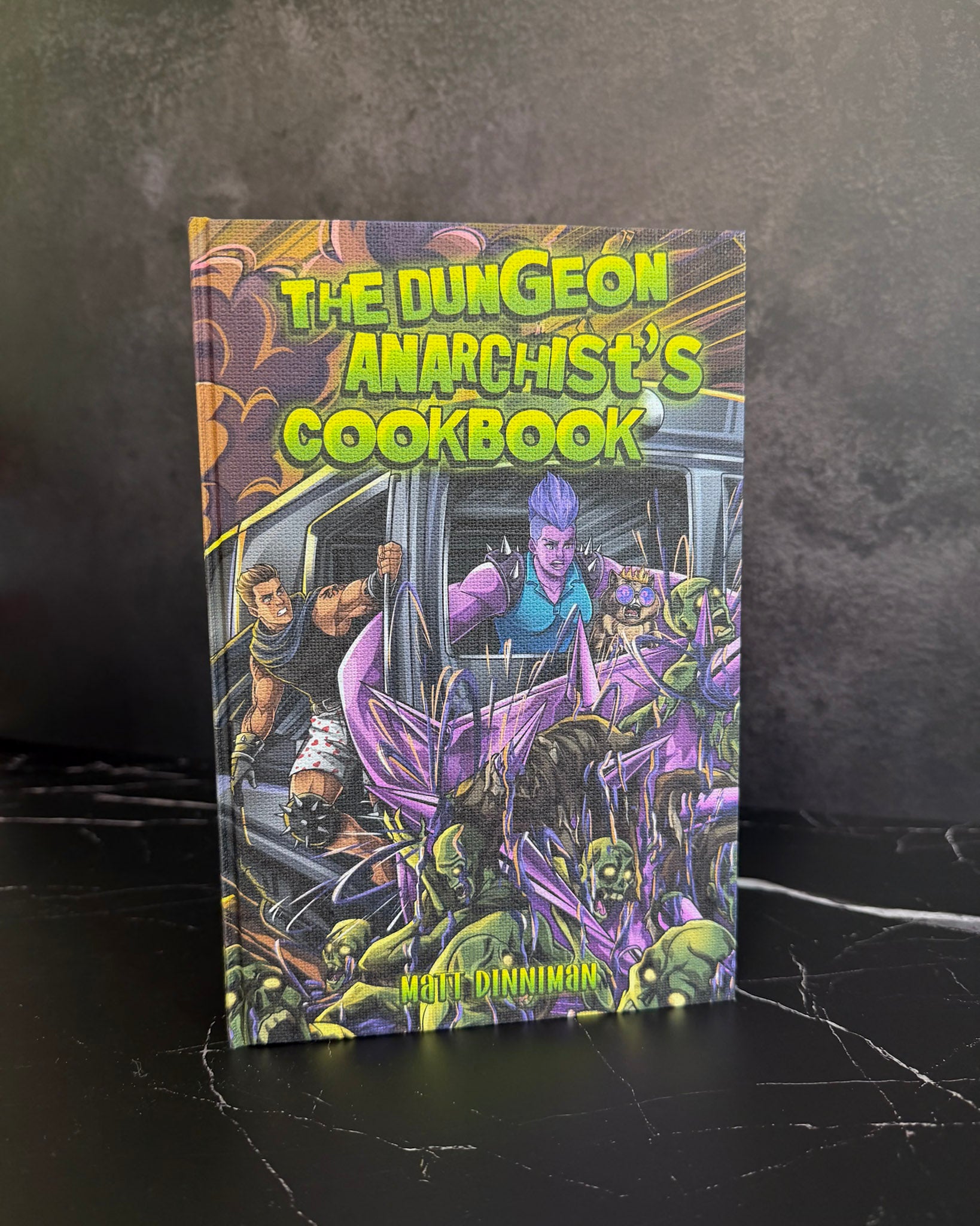 PRE-ORDER: Dungeon Crawler Carl by Matt Dinniman ft art by Duarduart