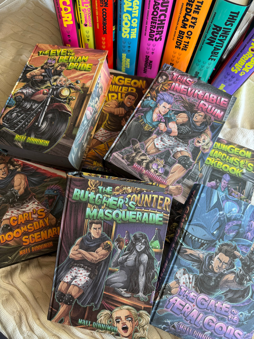 PRE-ORDER: Dungeon Crawler Carl by Matt Dinniman ft art by Duarduart