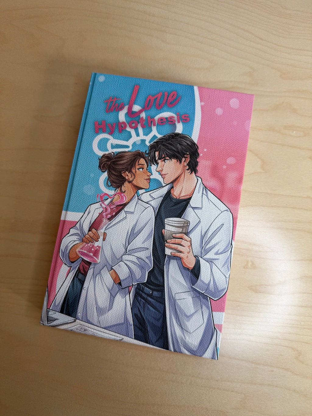 The Love Hypothesis by Ali Hazelwood ft. Art from Eduardo Franca