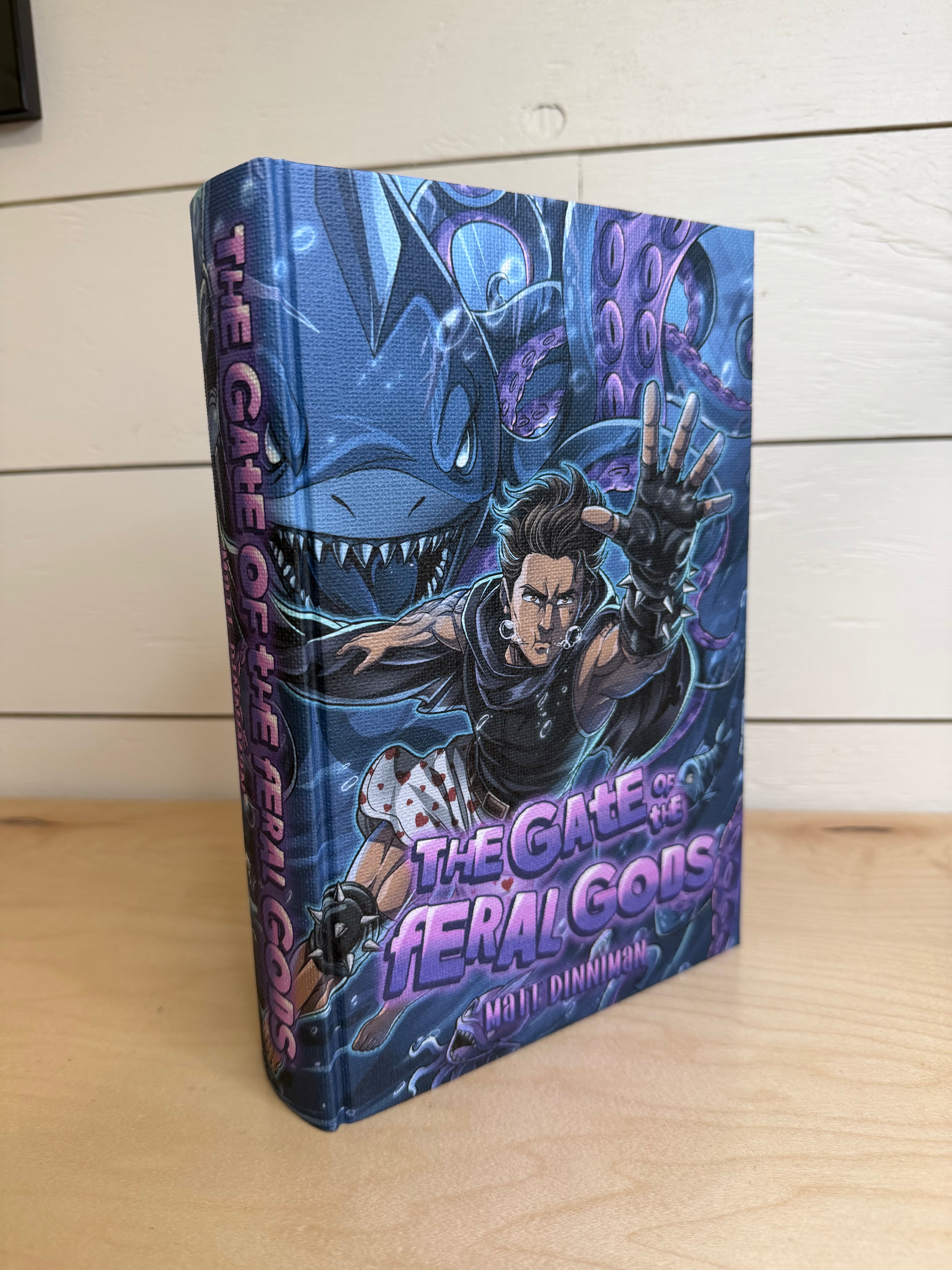PRE-ORDER: Dungeon Crawler Carl by Matt Dinniman ft art by Duarduart