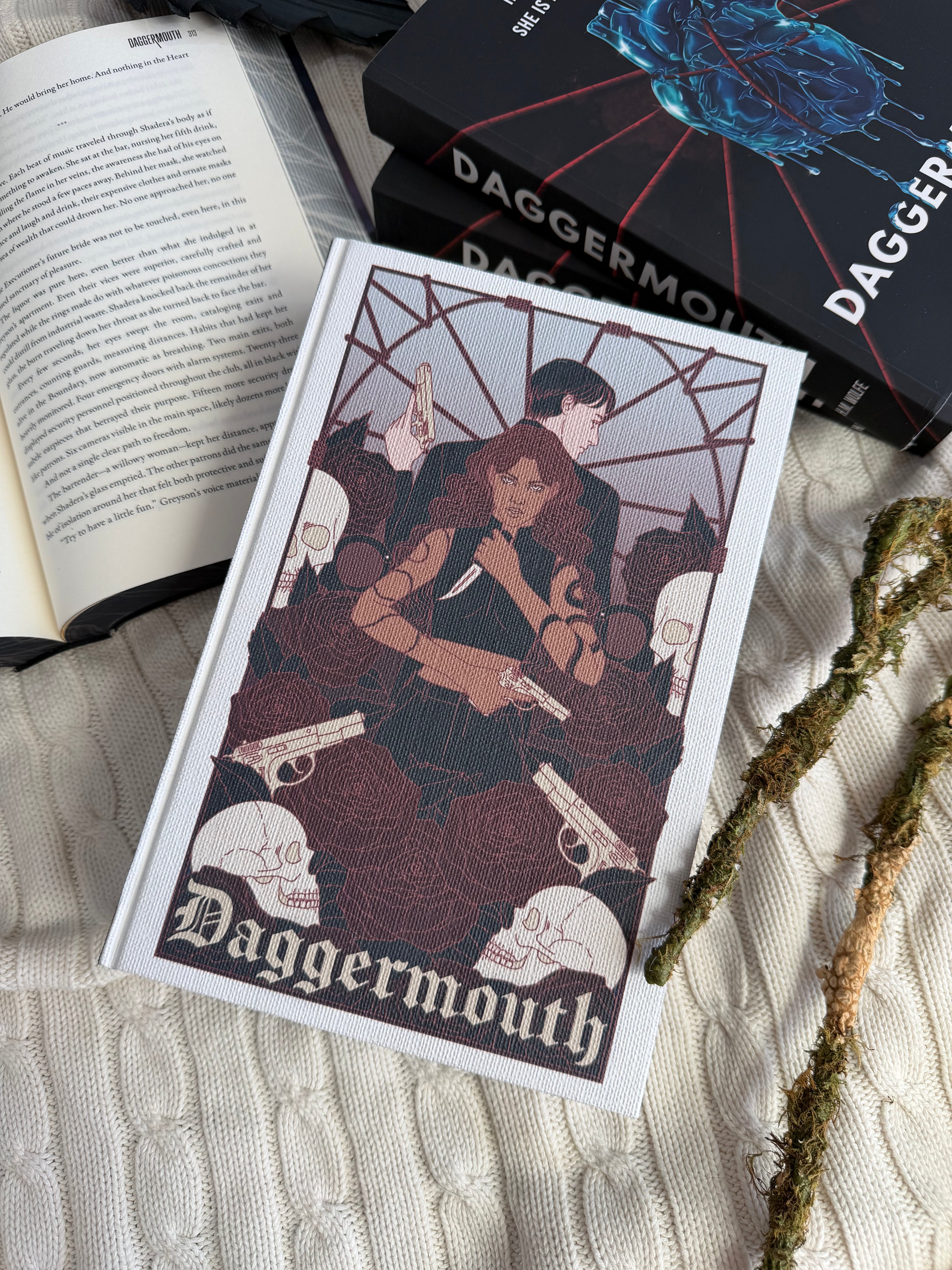 Daggermouth by H.M. Wolf ft art by Bindrebindery