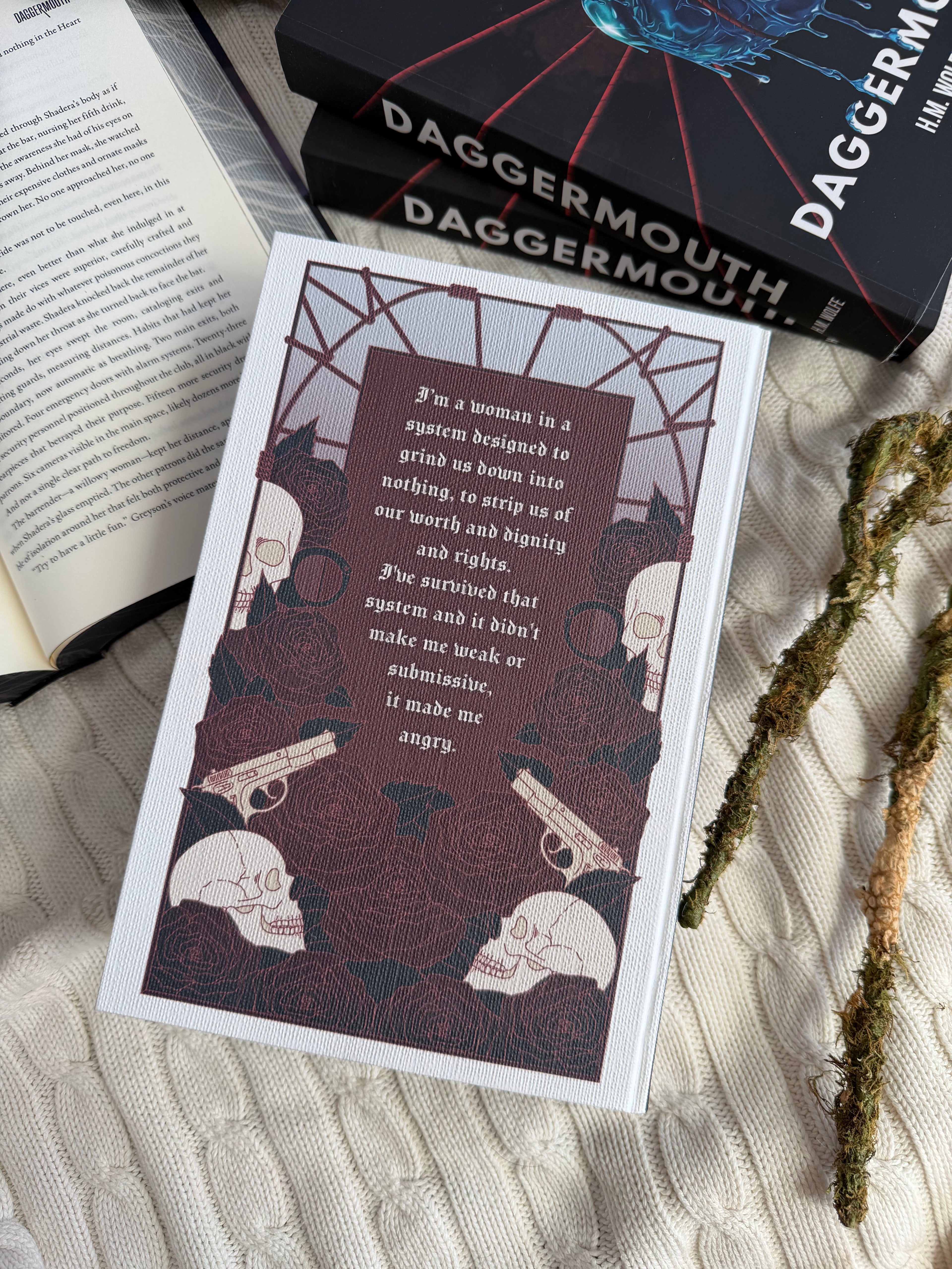 Daggermouth by H.M. Wolf ft art by Bindrebindery