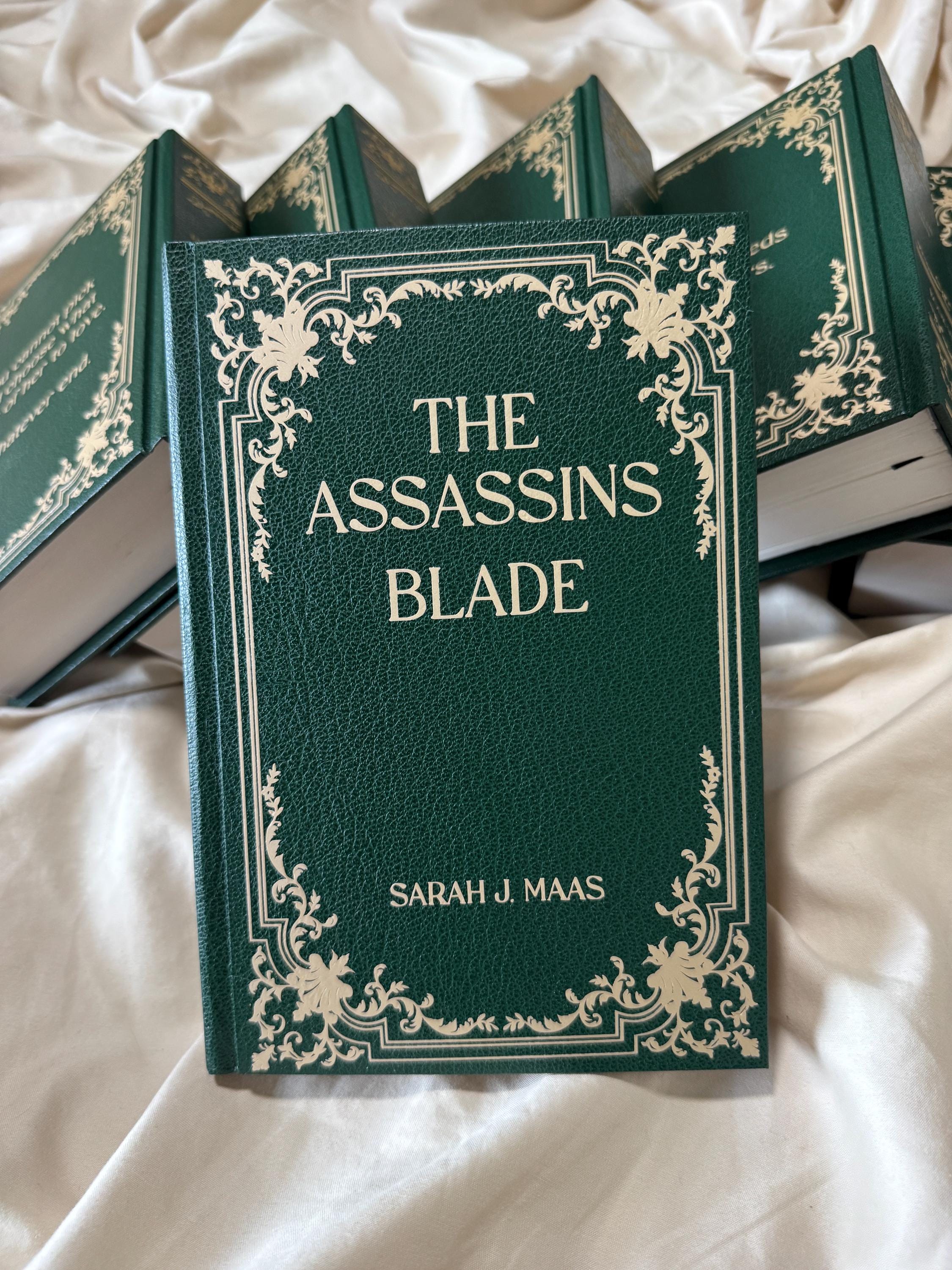 Throne of Glass by Sarah J. Maas
